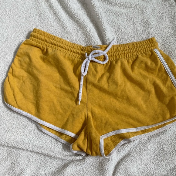 shorts - Picture 2 of 6